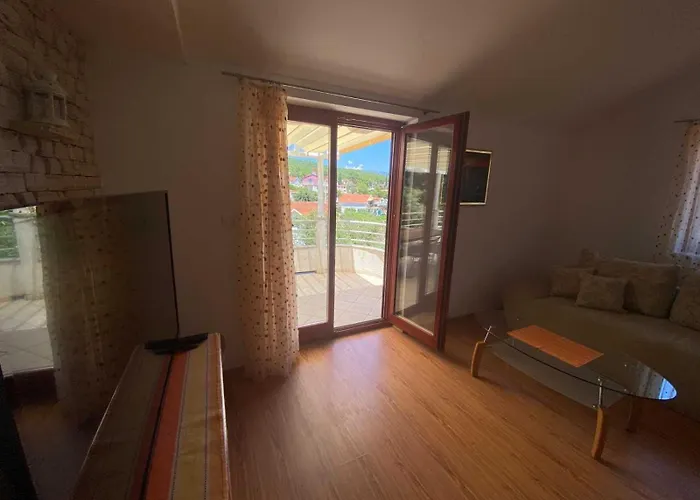 Hodak - With Sea View